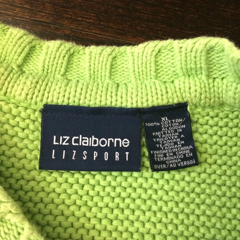 Liz Claiborne Green Star Chunky Knit Sweater - Picture 4 of 4